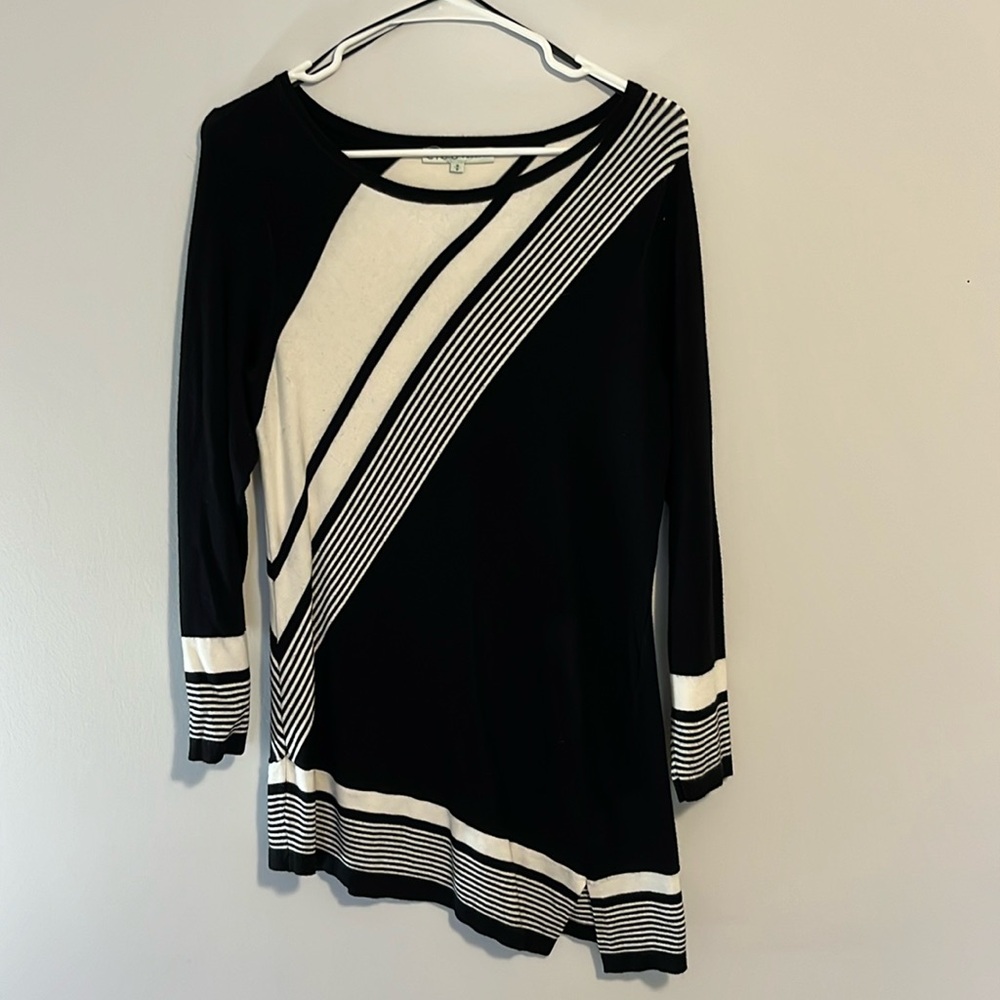 Cleo Petites - Ladies long sleeve sweater